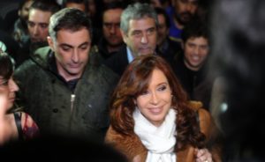 Cristina-Fernandez-llega-a-Buenos-Aires-Julio-2016