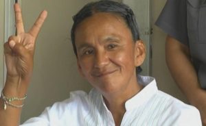 Milagro-Sala-Dedos-en-V-e1534396416416