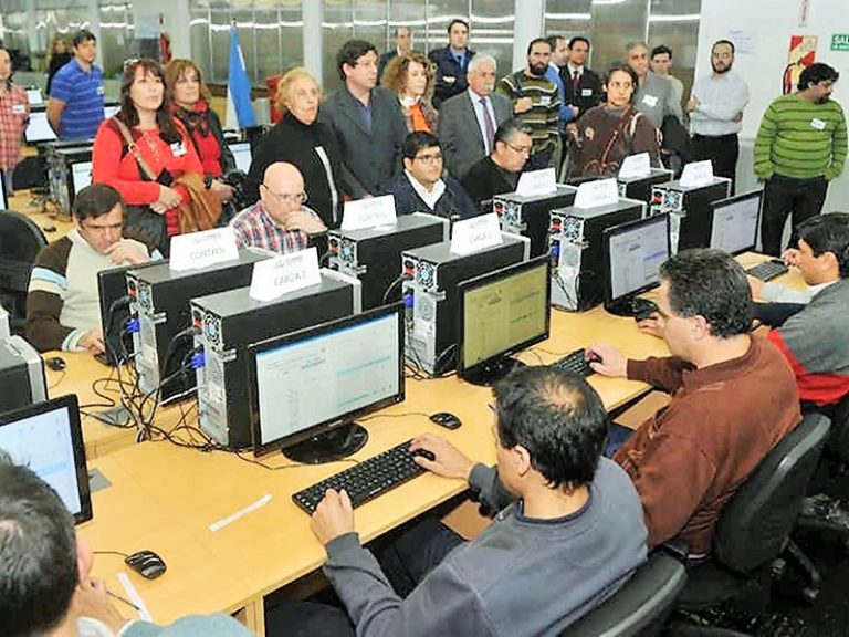 Macri y el Fraude: 19 Universidades públicas emiten grave alerta por el escrutinio electrónico