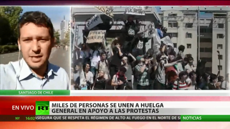 Video: Miles de personas se unen a la huelga general en Chile apoyando las protestas contra el gobierno neoliberal