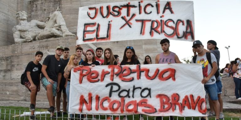 #JusticiaPorElíasTrisca: Familiares y amigos marcharon pidiendo justicia por el joven asesinado en Puerto San Martín