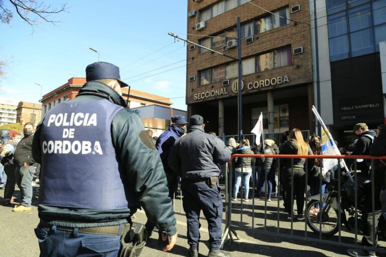 Concejo Nacional de UTA denuncia espionaje ilegal de la policía de Córdoba