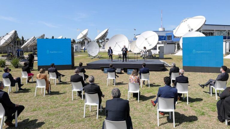 Presidente Fernández lanzó el Plan Conectar que potenciará el acceso a internet y comunicaciones