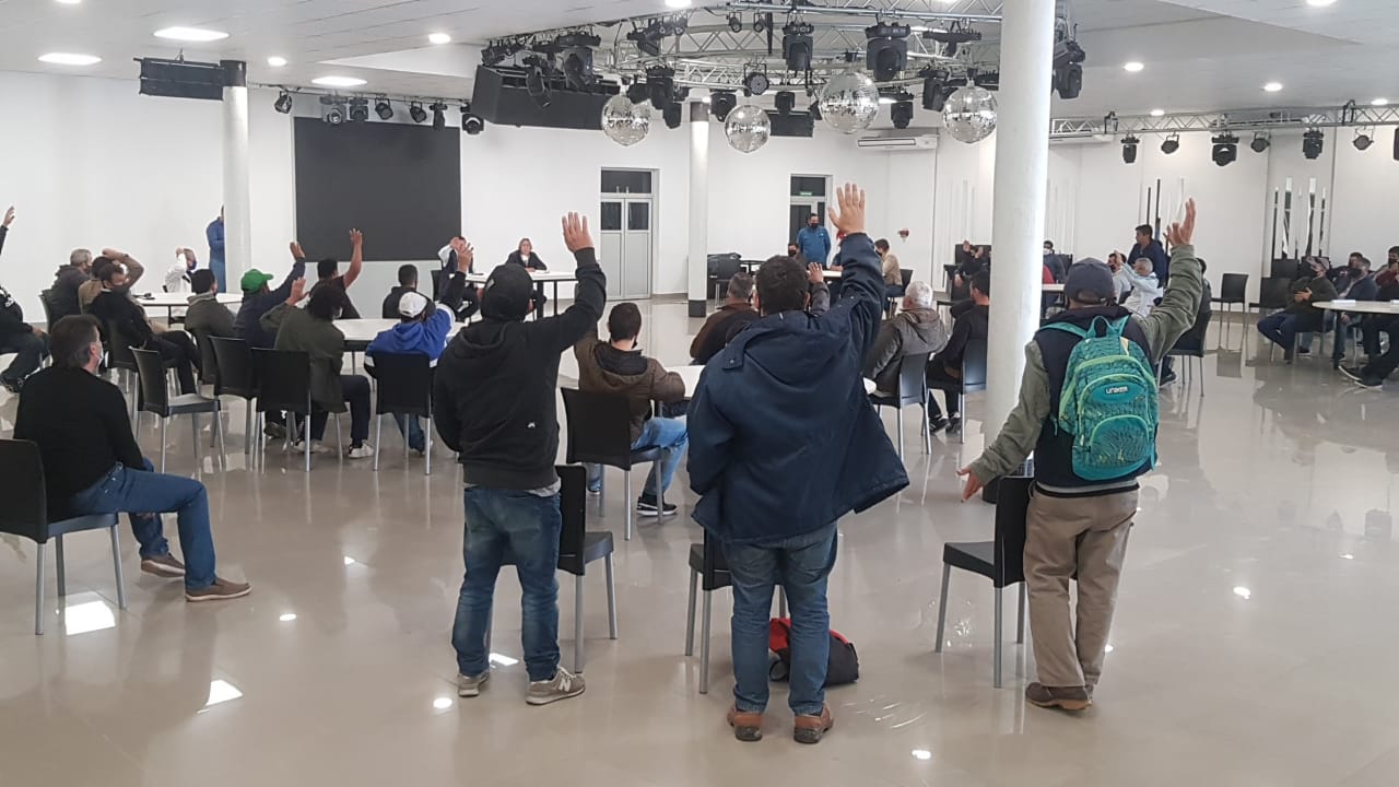 Bono Pandemia: Asamblea del SOEA resolvió ir al Paro, por voto unánime