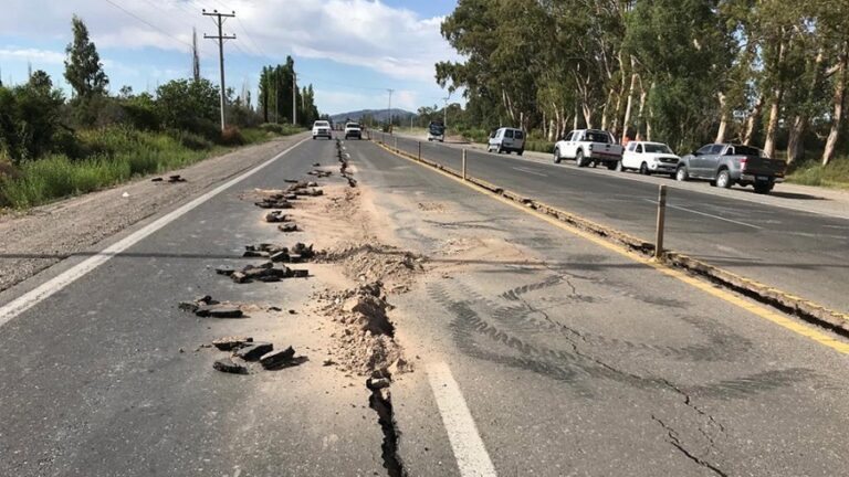 Videos: Terremoto en San Juan. Ruta 40 rota y se sintió fuerte en varias provincias incluso en Rosario