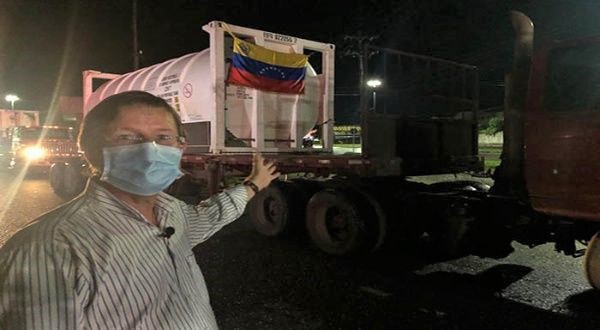 Video: Venezuela asistió de emergencia a Manaos-Brasil enviando cinco camiones con oxígeno