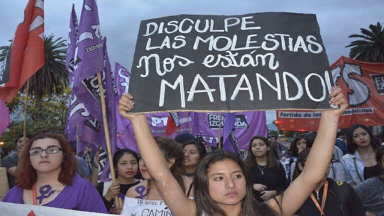 La Ciudad 8M: Rosario para y marcha hoy para exigir igualdad y fin de la violencia machista