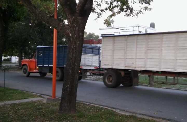 De nuevo vecinos alterados e indignacos en Barrio Centro de Puerto General San Martín.