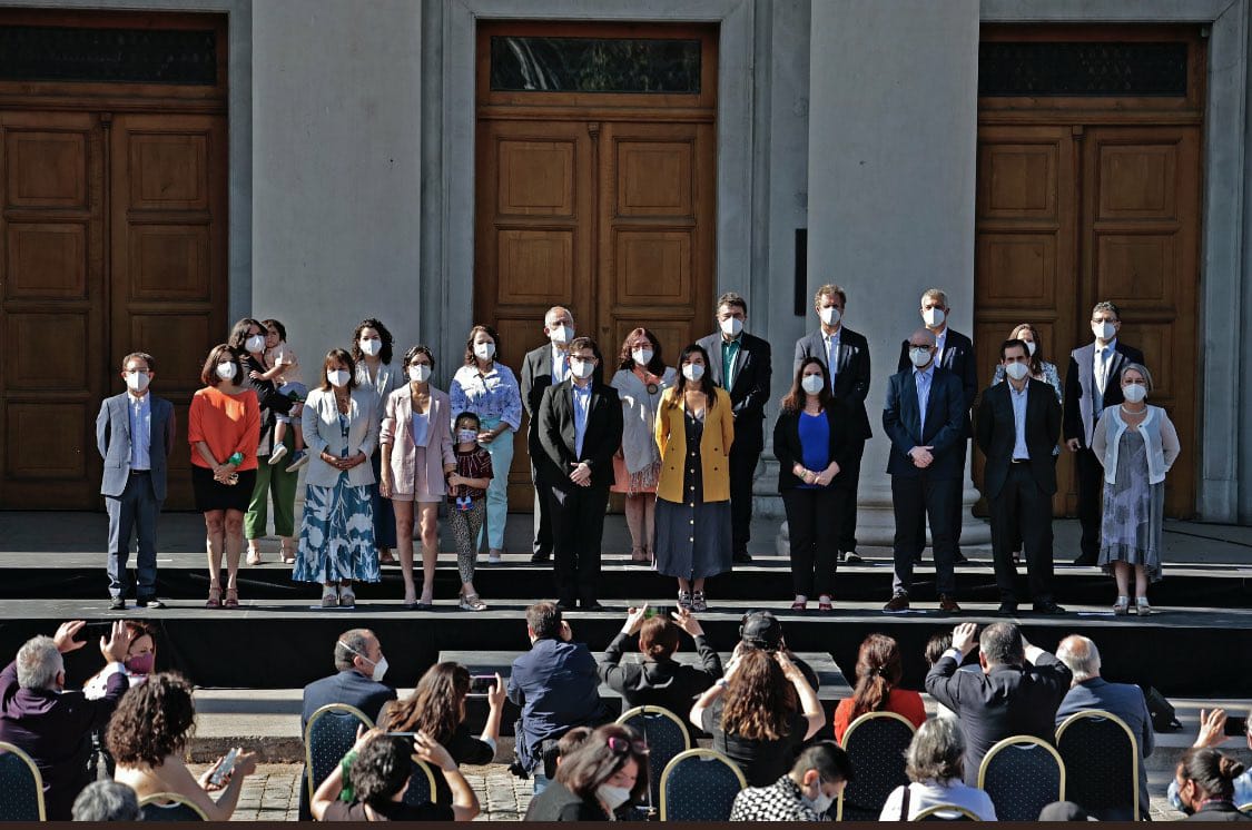 Chile: Presidente electo Gabriel Boric presenta su equipo ministerial