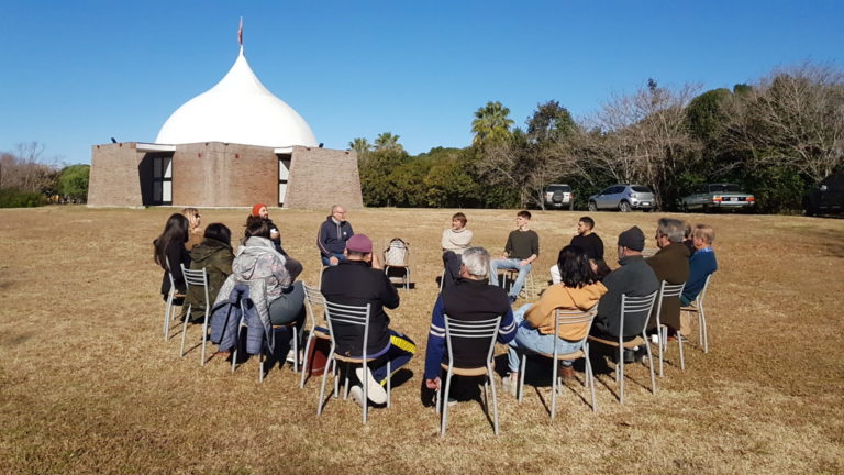 Taller de Respiración, Postura, Atención y Relax en el Encuentro Humanista para nuevos amigos