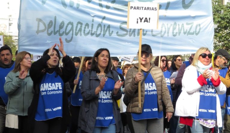 «Basta de Ajuste, basta de medidas inconsultas, convoquen a paritarias!» exigió AMSAFE San Lorenzo