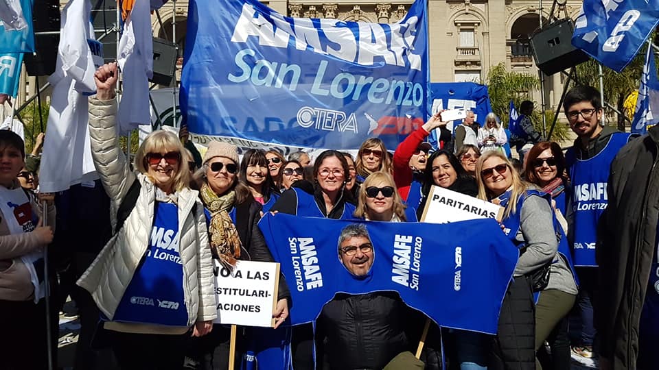 AMSAFE+SADOP: Impresionante Paro, Movilización, Marcha y Acto frente a Casa de Gobierno en Santa Fe