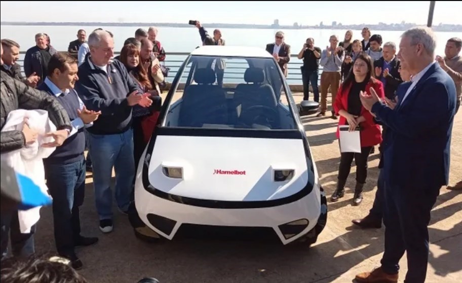 HAMELBOT: Empresa misionera presentó su primer modelo de auto eléctrico