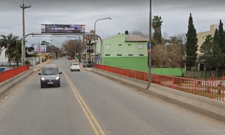 Robo violento: Estudiante apuñalado sobre el puente del arroyo San Lorenzo