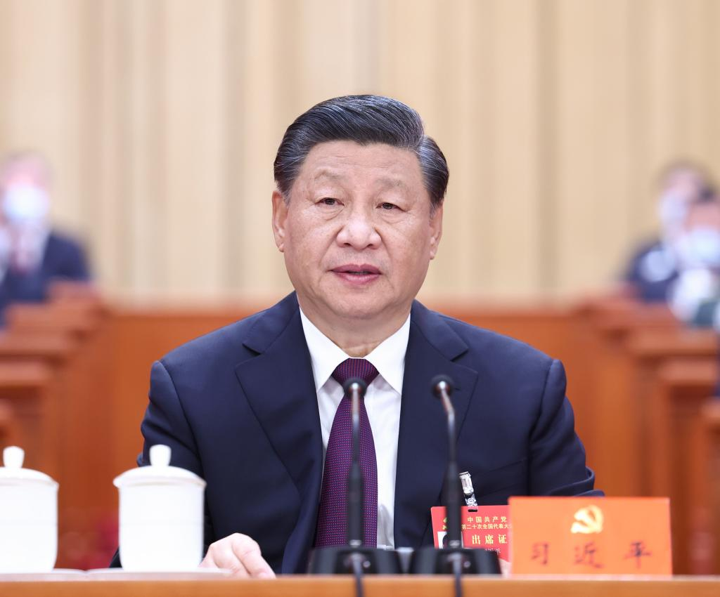 Xi Jinping expresa confianza para obrar nuevos y mayores milagros en clausura de congreso clave del PCCh