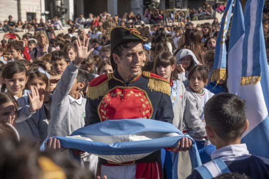 Rosario: La Municipalidad invita a niños y niñas a hacer su promesa a la bandera