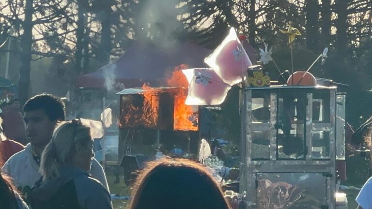 Video: Incendio y susto en la fiesta Dia del Niño en Puerto