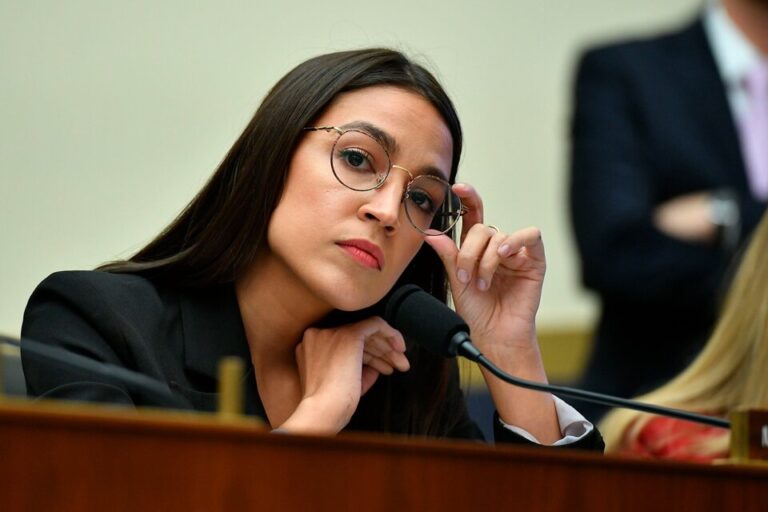 Ocasio-Cortez, la congresista latina que desafía al establishment en Estados Unidos