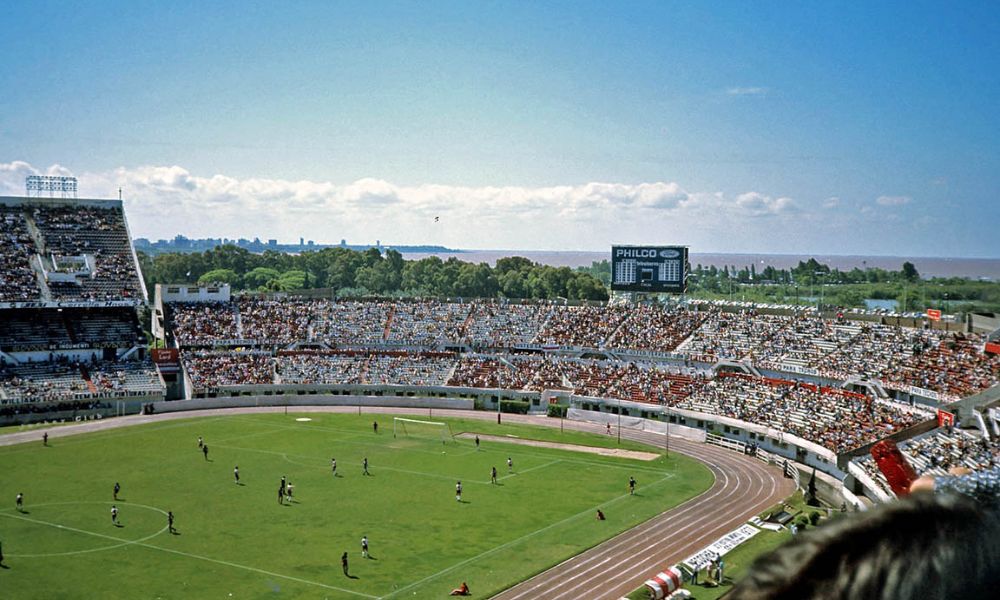 Efemérides 10 de diciembre. Cancha de River