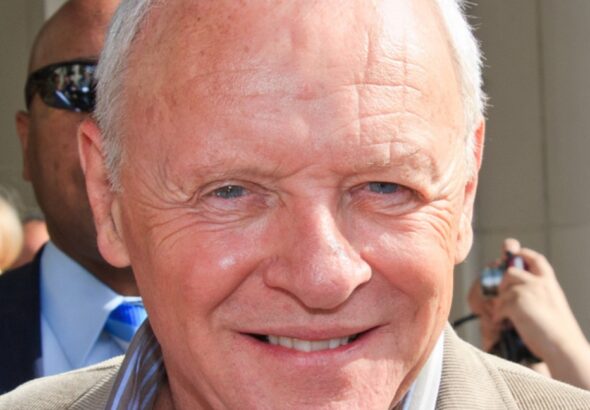 1937 – ANTHONY HOPKINS. Nace en la ciudad galesa de Port Talbot el actor, productor y cineasta británico Anthony Hopkins