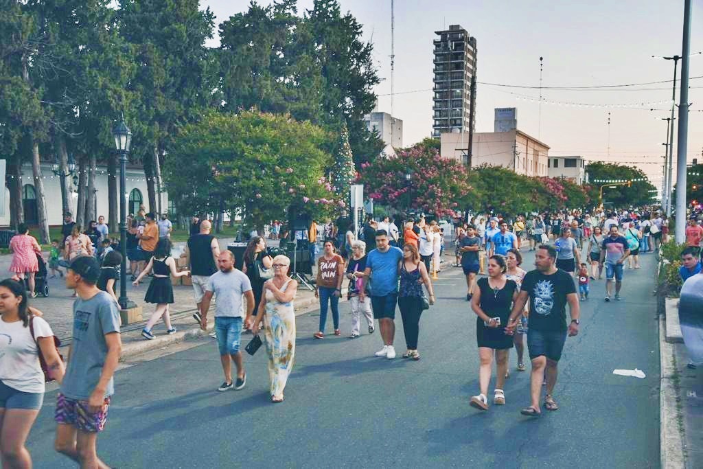 San Lorenzo: A una semana de Nochebuena, la avenida se convertirá en peatonal y ofrecerá múltiples atracciones