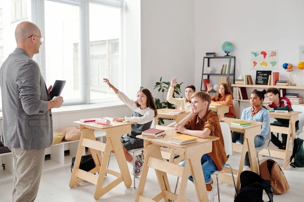 Suecia quiere impulsar la educación analógica: más libros y menos pantallas Suecia quiere impulsar la educación analógica: más libros y menos pantallas