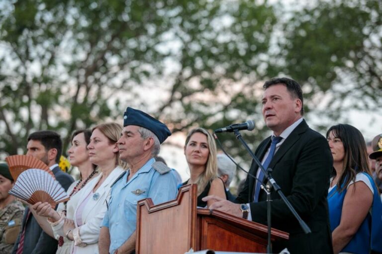 Con emoción patriótica, San Lorenzo conmemoró el 211° aniversario del histórico combate de San Martín y sus granaderos