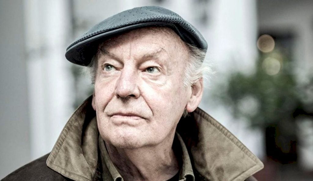 20150413 EDUARDO GALEANO. A los 74 años muere en Montevideo el periodista y escritor uruguayo Eduardo Galeano, considerado uno de los intelectuales más influyentes de la izquierda latinoamericana. Se tradujeron dos de sus libros, Las venas abiertas de América Latina (1971) y Memoria del fuego (1986), a veinte idiomas.