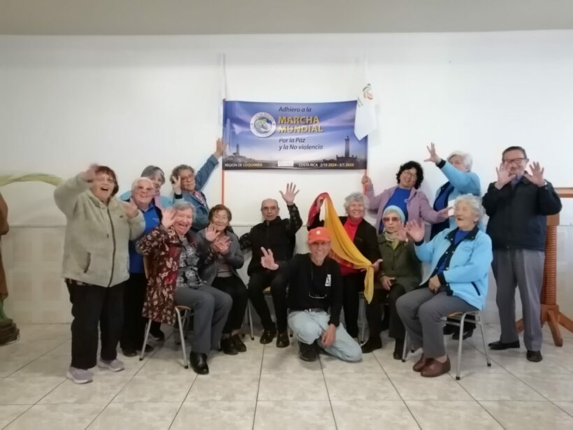 202304 CHILE Club de Adultos Mayores «El Amanecer de Lourdes» promotores por la Paz en La Serena-Coquimbo