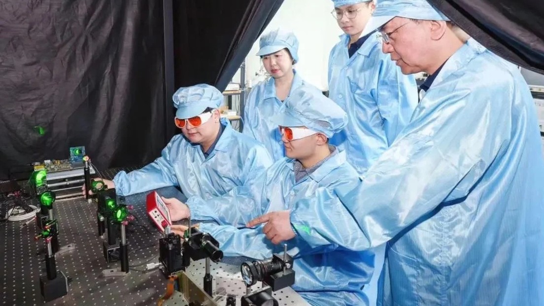 China crea el primer chip del mundo con una percepción similar al ojo humano China crea el primer chip del mundo con una percepción similar al ojo humano