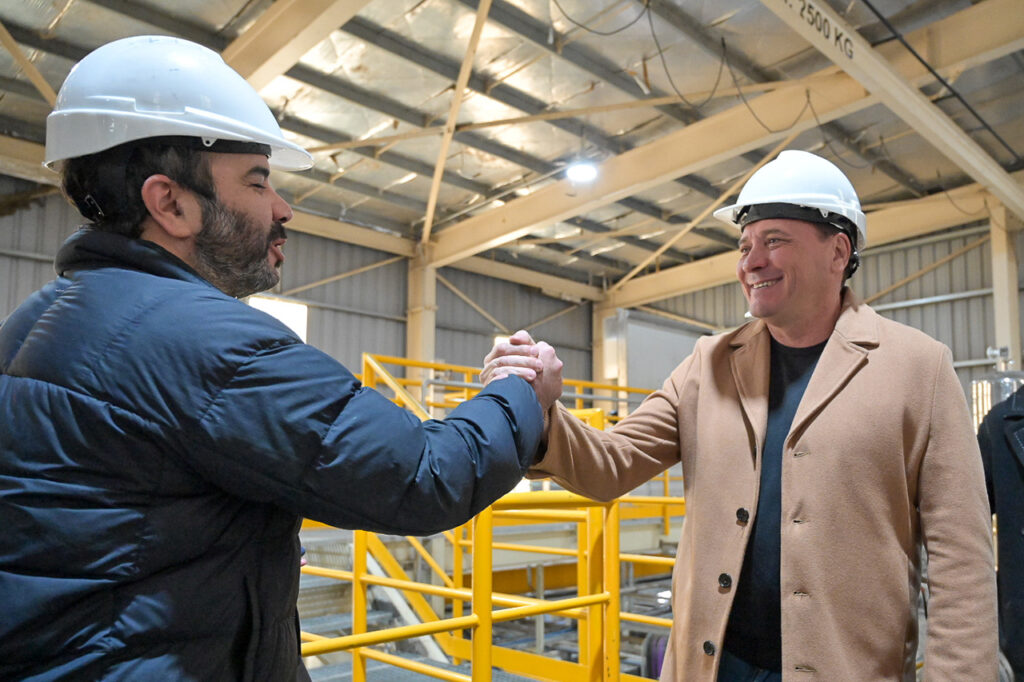 Raimundo visitó Keclon, empresa local a la vanguardia de la biotecnología a nivel continental