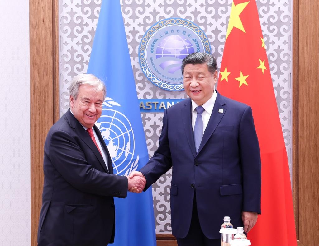 20240704 Presidente chino Xi Jinping reunido con Sec Gral ONU António Guterres al margen de la 24 Reunión del Consejo de Jefes de Estado de la Organización de Cooperación de Shanghai en Astaná Kazajistán