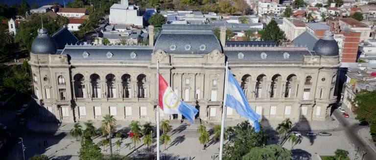 Gobierno de Santa Fe confirmó la convocatoria a paritarias