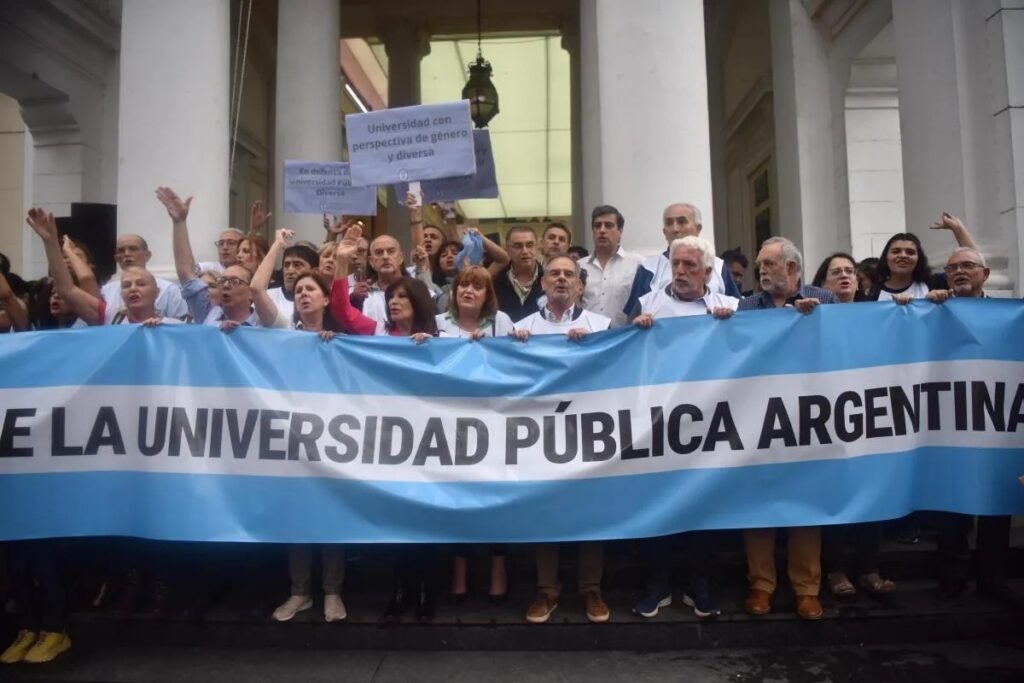 Tras el Veto Paro y Repudio a Milei por destruir el Estado con la crueldad neoliberal y la alegría macrista