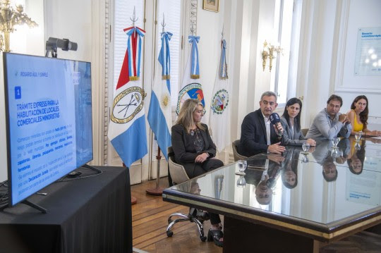 Rosario: Javkin presentó 11 nuevas medidas de simplificación de trámites, habilitaciones y reclamos