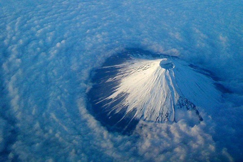 Monte y nubosidad