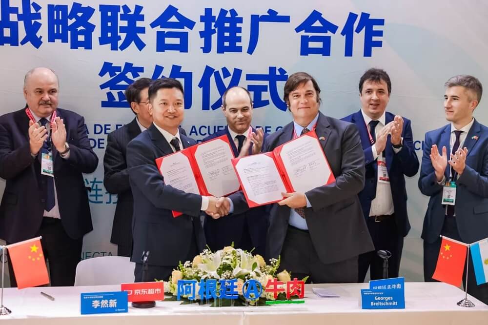 Firma convenio IPCVA JD.com 1