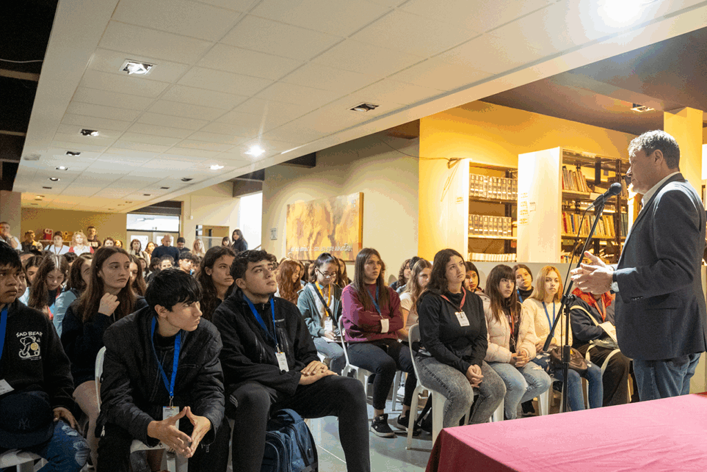 Voces jóvenes que transforman: comenzó el Presupuesto Participativo Joven 2025 en San Lorenzo Voces jóvenes que transforman: comenzó el Presupuesto Participativo Joven 2025 en San Lorenzo