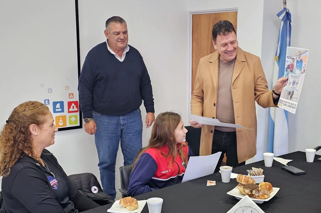 Raimundo declaró Deportista Destacada a la joven nadadora Emilia Bäer Raimundo declaró Deportista Destacada a la joven nadadora Emilia Bäer