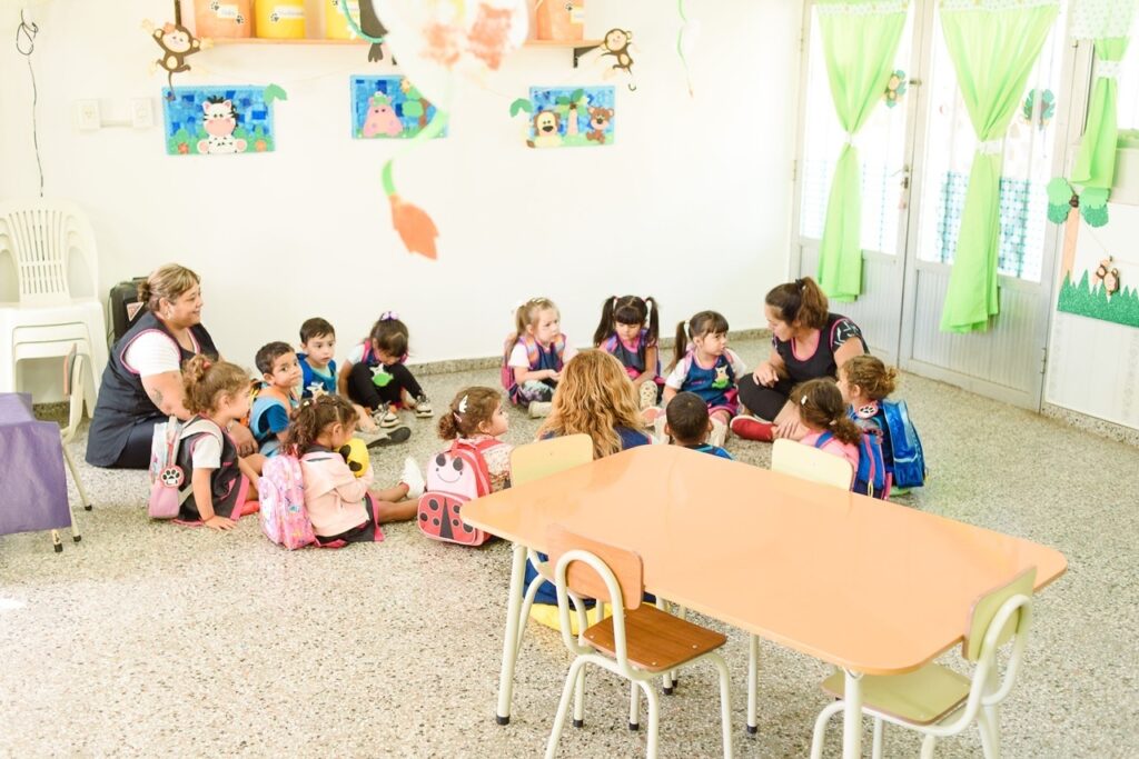 El Conicet realizó en los jardines municipales de San Lorenzo una investigación sobre infancias y tecnologías digitales El Conicet realizó en los jardines municipales de San Lorenzo una investigación sobre infancias y tecnologías digitales