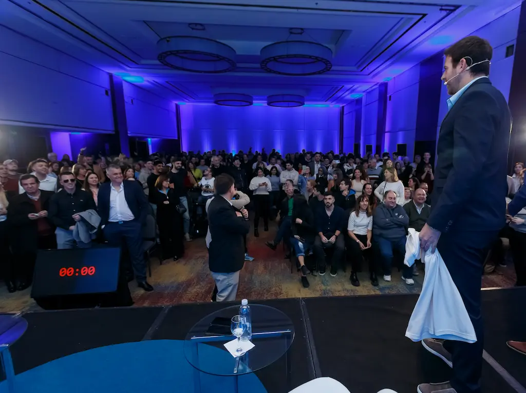 SANCOR SALUD DEL POTRO CHARLAS HISTORIAS DETRÁS DE LA HISTORIA