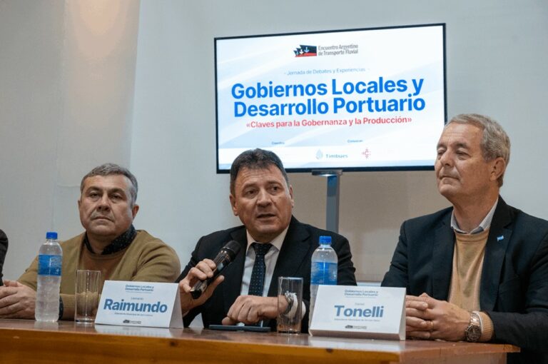 Ante intendentes de la región, Raimundo expuso el modelo de desarrollo de San Lorenzo
