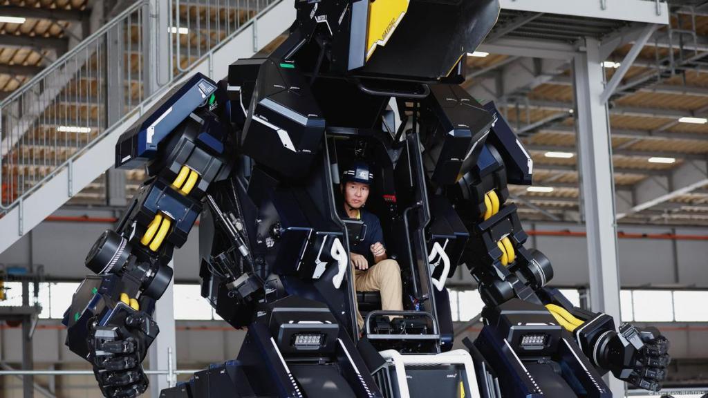 Startup japonesa creó un robot de 4,5 metros inspirado en Gundam y el dinosaurio Archaeopteryx 1 Startup japonesa creó un robot de 4,5 metros inspirado en Gundam y el dinosaurio Archaeopteryx