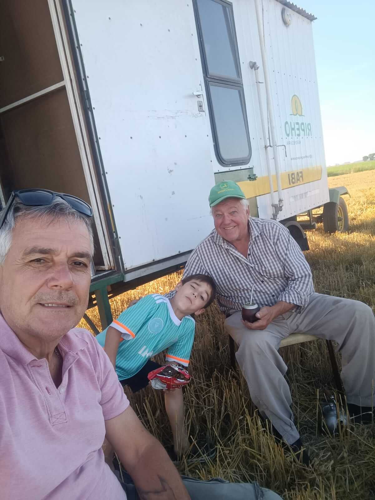 Un ensayo casual: la historia del productor que encontró la tranquilidad en el control de malezas 5 WhatsApp Image 2025 11 04 at 9.26.38 AM 2