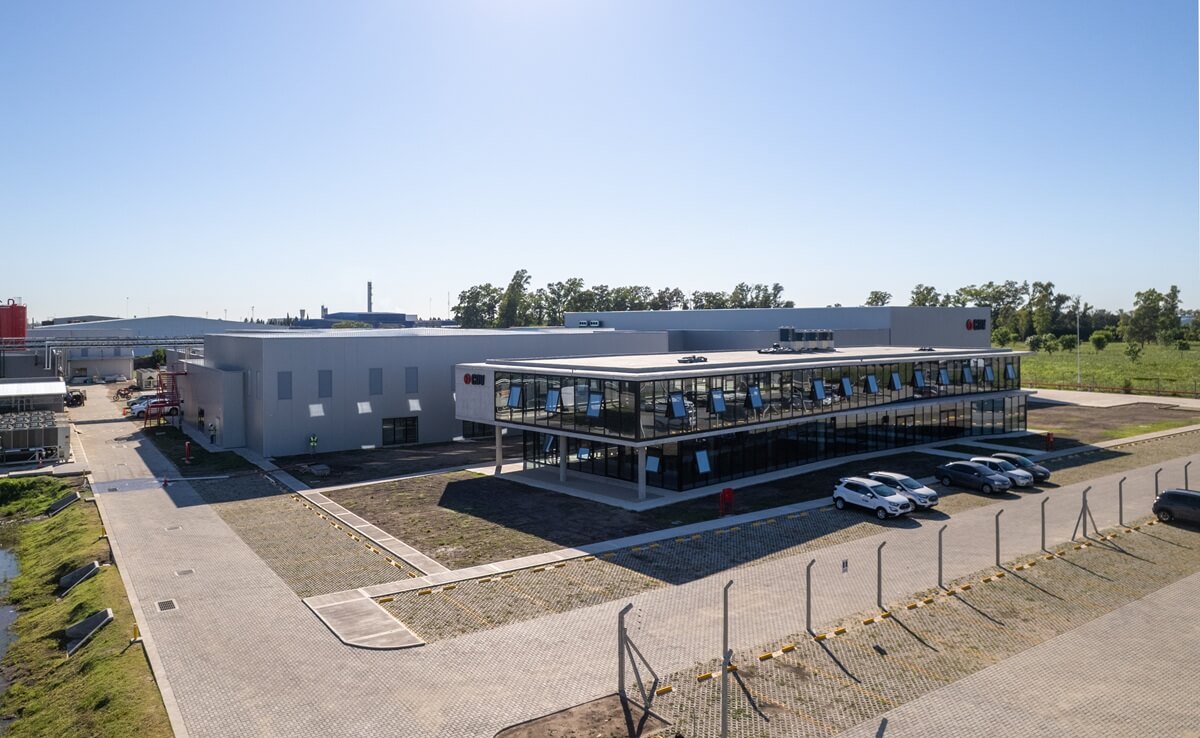 Una inversión de U$S 100 millones: se habilitó una nueva planta argentina de vacunas veterinarias 3 Foto Nueva Planta 3 CDV 2