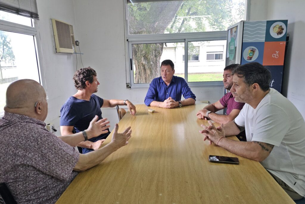 Raimundo recorrió la futura biorrefinería Santa Fe Bio, que se levanta en el predio de la histórica destilería de YPF