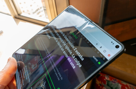 La arruga del pliegue se nota a la vista y al tacto