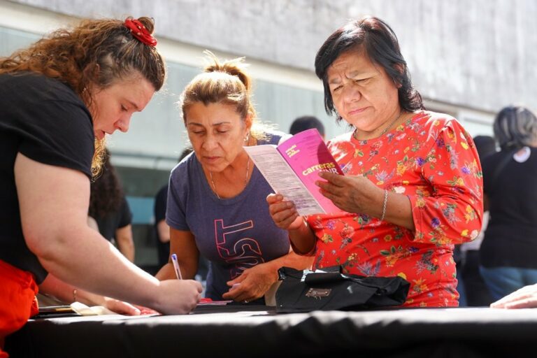 Lanzan 40 cursos gratuitos de oficios en Rosario Lanzan 40 cursos gratuitos de oficios en Rosario