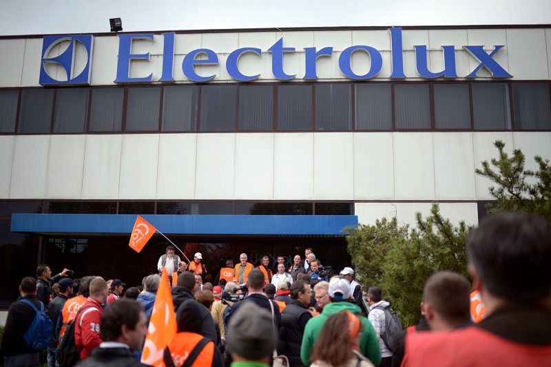 Electrolux profundiza su crisis y deja de fabricar heladeras