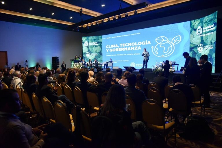 Rosario compartió su experiencia en acción climática ante intendentes de todo el país